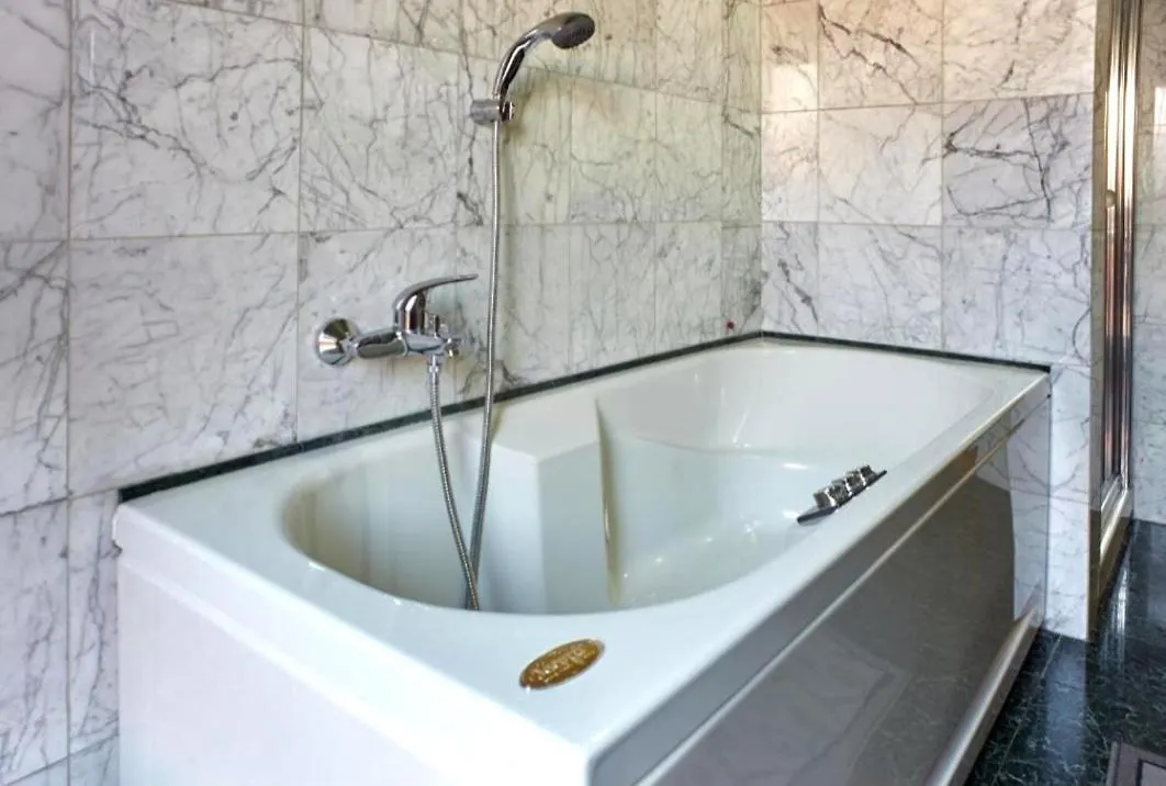 Residenza Fiera Verona In 0*,